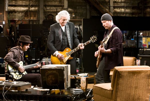 it_might_get_loud_movie_image_jimmy_page__the_edge__and_jack_white.jpg