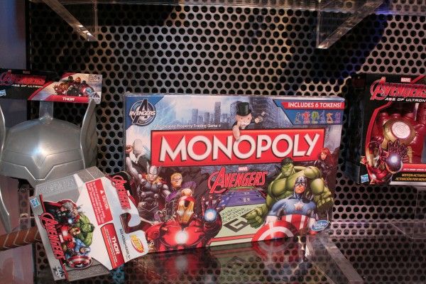 hasbro-avengers-monopoly