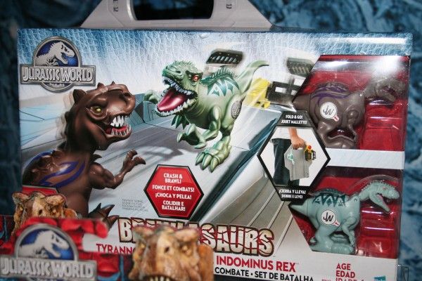 jurassic-world-brawlsaurs-box