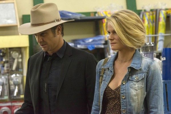justified-joelle-carter-timothy-olyphant