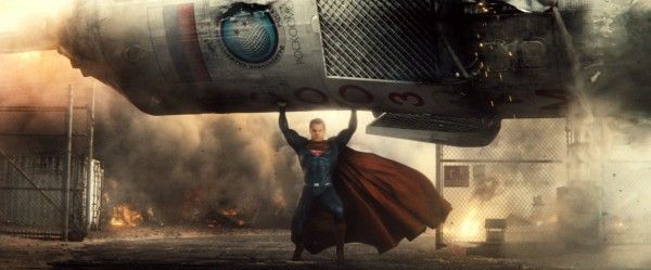 batman-v-superman-henry-cavill