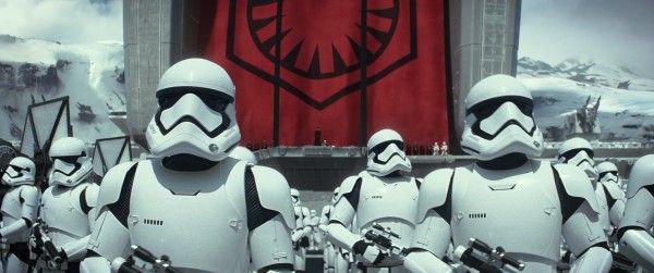 star-wars-7-force-awakens-stormtroopers-hi-res