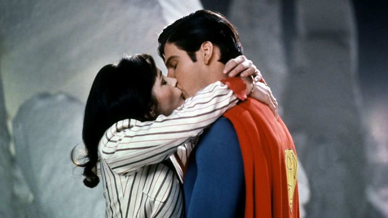 Christopher Reeve as Superman and Margot Kidder as Lois Lane in Superman II