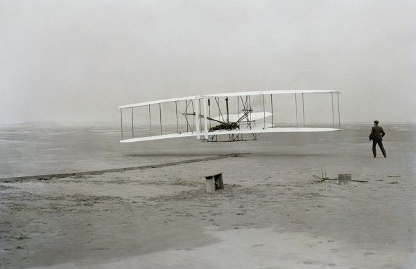 wright-brothers-plane-tom-hanks-hbo