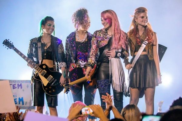 jem-and-the-holograms-movie-image-5