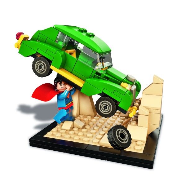 lego-superman-comic-con-exclusive