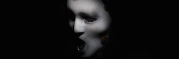 scream-mtv-series-mask-slice