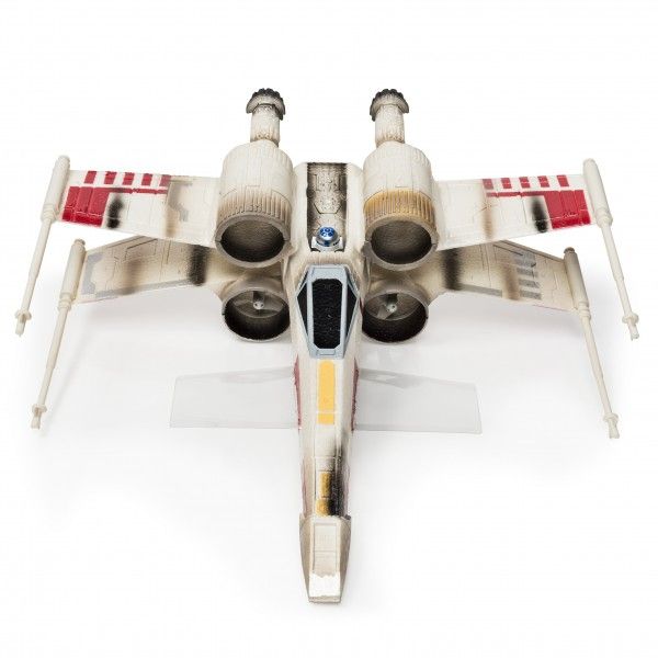 star-wars-the-force-awakens-toy-x-wing