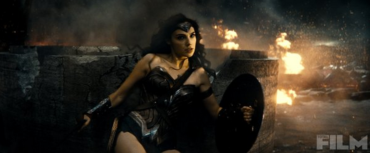 batman-vs-superman-wonder-woman-total-film