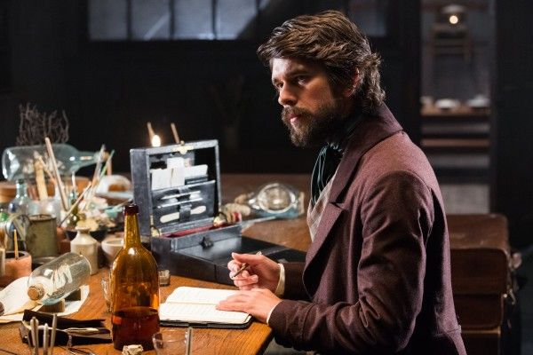 in-the-heart-of-the-sea-herman-melville-ben-whishaw