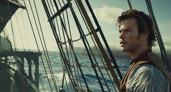 in-the-heart-of-the-sea-movie-image-chris-hemsworth