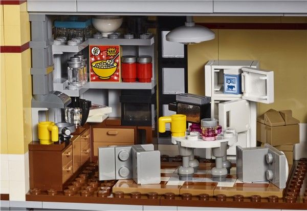 lego-ghostbusters-firehouse-3