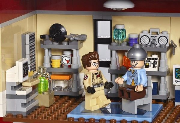 lego-ghostbusters-firehouse-4