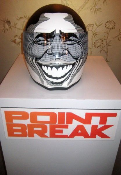 point-break-preview-obama-helmet