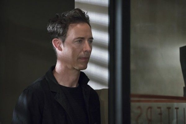 the-flash-image-the-darkness-and-the-light-tom-cavanagh