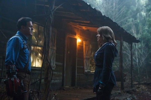 ash-vs-evil-dead-109-bruce-campbell-lucy-lawless