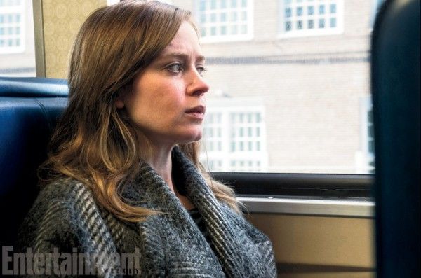 girl-on-the-train-emily-blunt