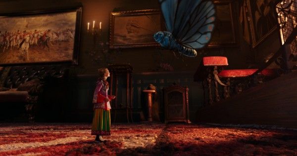 alice-through-the-looking-glass-movie-image