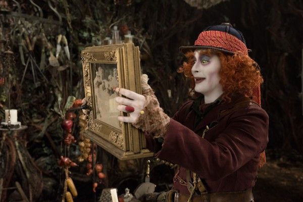 johnny-depp-alice-through-the-looking-glass
