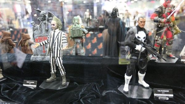 sideshow-collectibles-wondercon-booth (10)