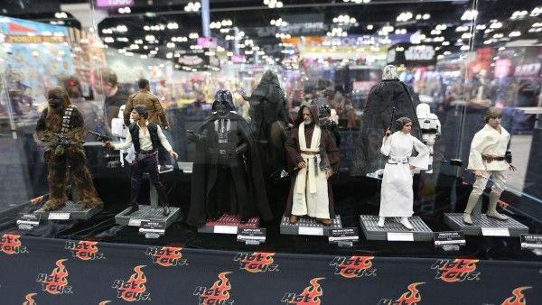 sideshow-collectibles-wondercon-booth (13)