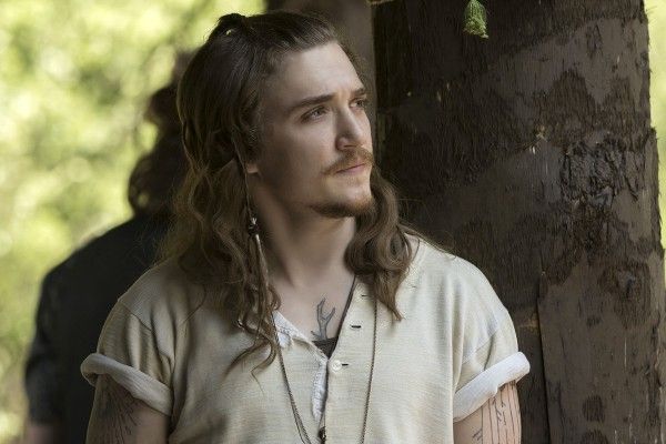 outsiders-kyle-gallner-interview