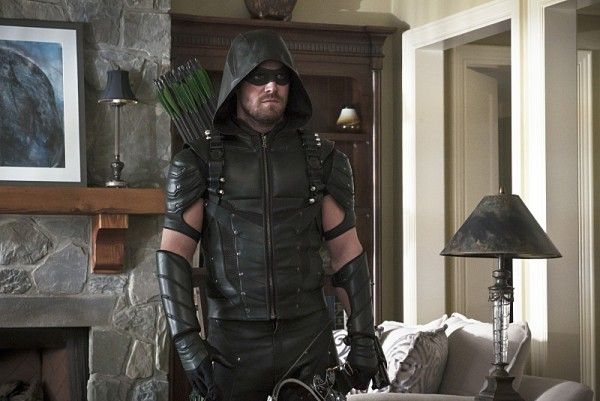 arrow-image-lost-in-the-flood-oliver-queen-stephen-amell