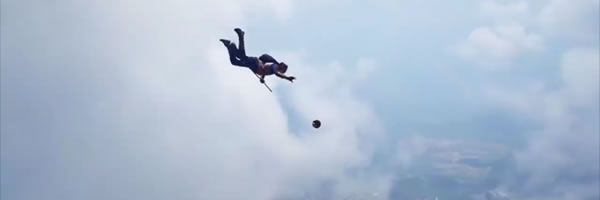 quidditch-skydiving-slice