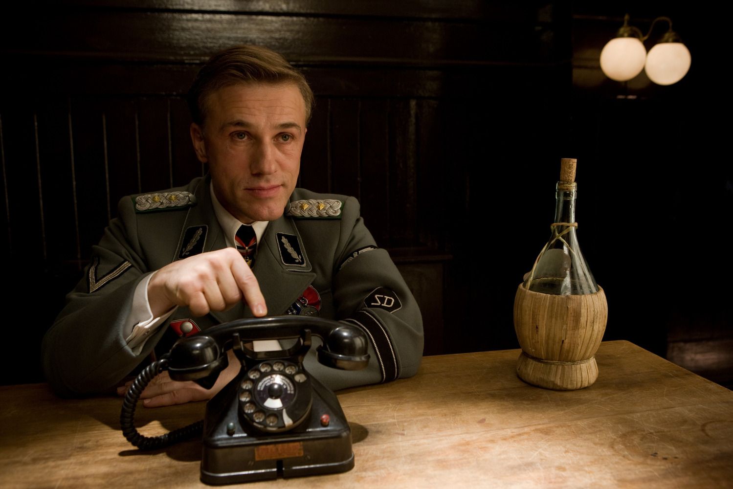 christoph-waltz-inglourious-basterds