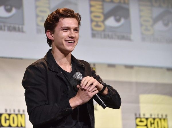 marvel-comic-con-safe-spider-man-homecoming-tom-holland-1