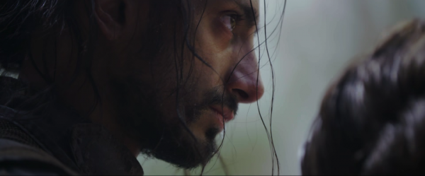 rogue-one-new-image-riz-ahmed-bodhi-rook