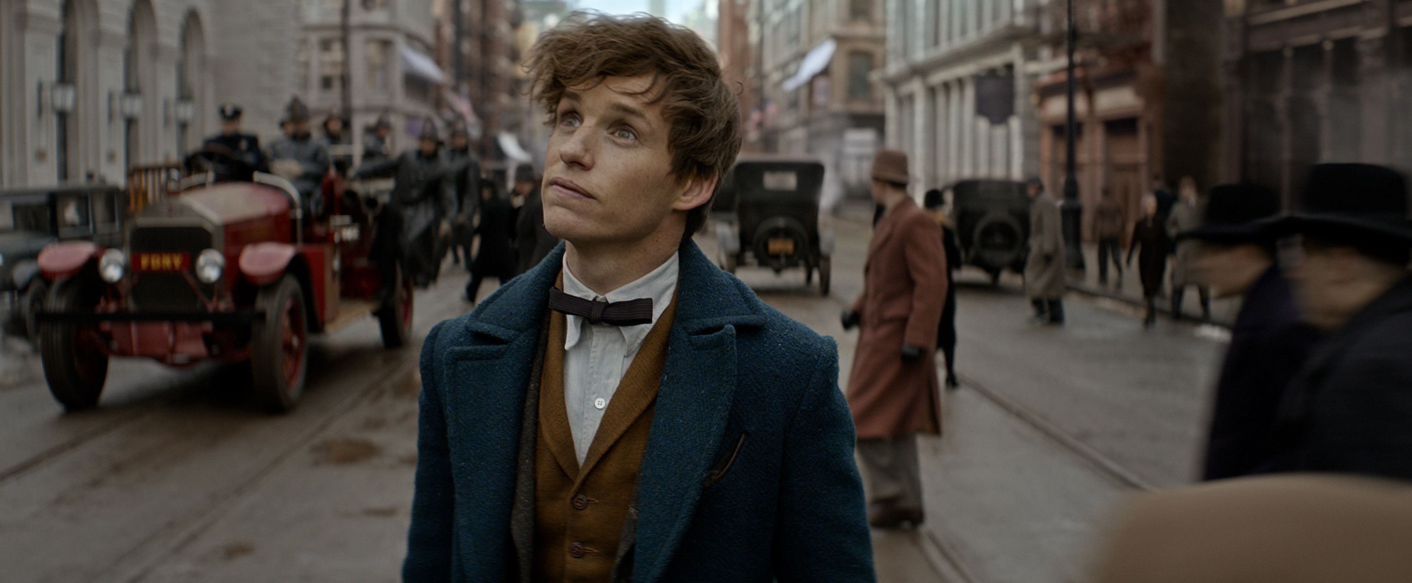fantastic-beasts-and-where-to-find-them-eddie-redmayne
