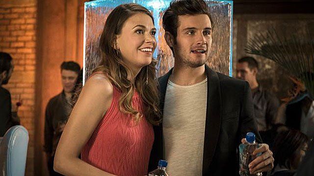 Sutton Foster and Nico Tortorella hugging in 'Younger'. 