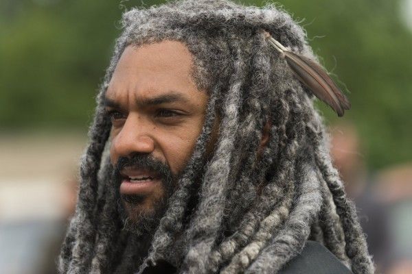 the-walking-dead-recap-the-well-image-khary-payton
