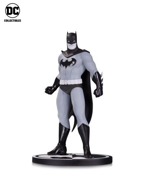 black-and-white-batman-dc-collectibles2