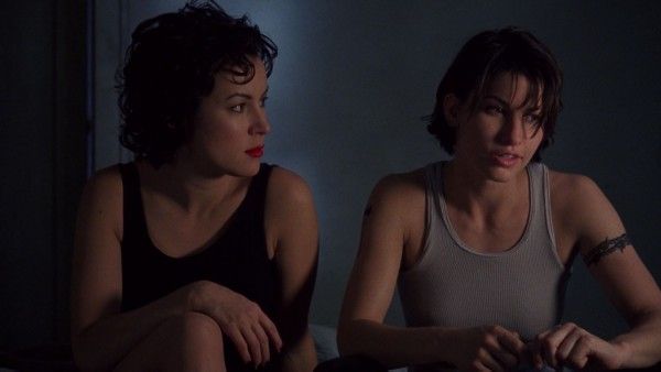 bound-jennifer-tilly-gina-gershon