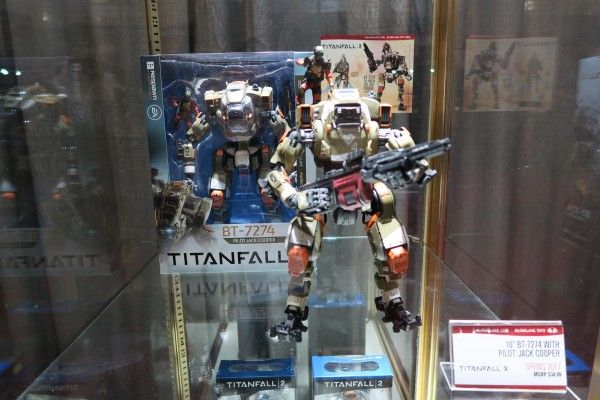 titanfall-mcfarlane