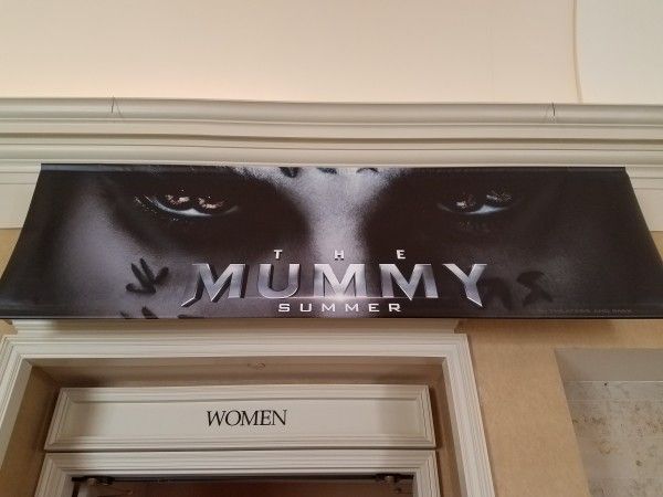 the-mummy-theater-banner-tom-cruise-cinemacon