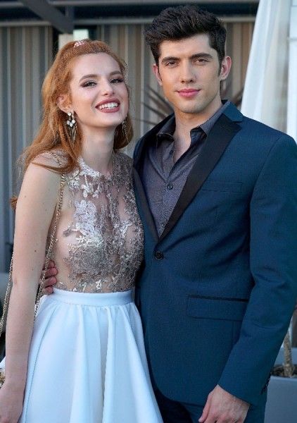 famous-in-love-bella-thorne-carter-jenkins-interview