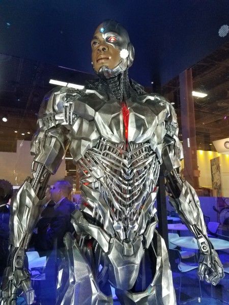 justice-league-cyborg-costume-2