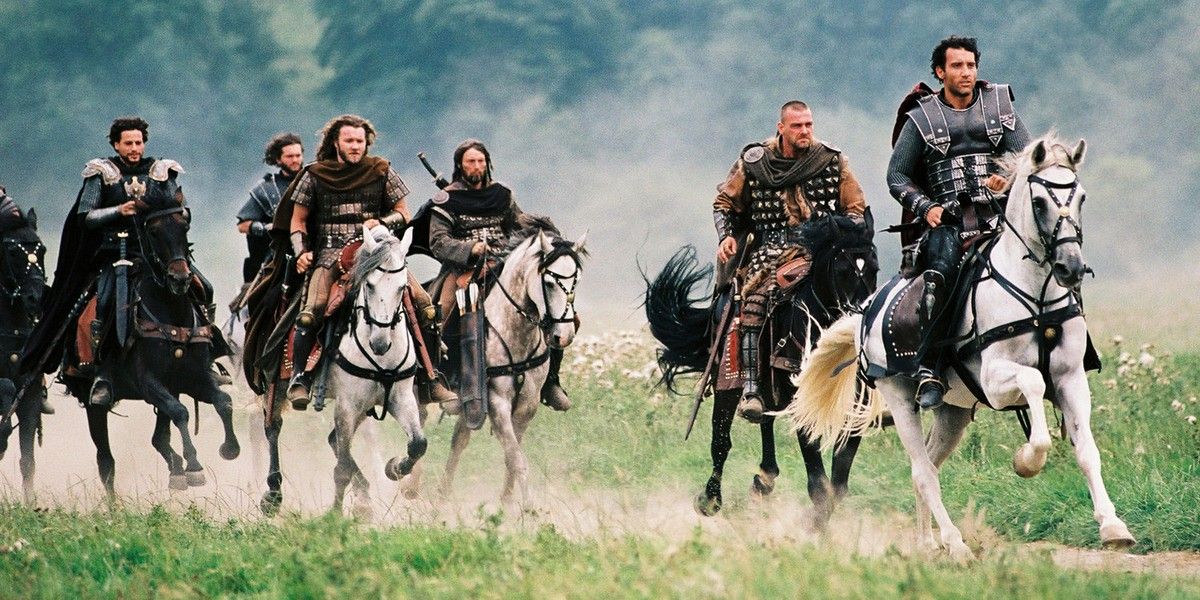 king-arthur-2004-knights