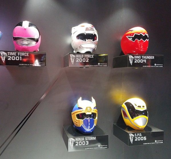 power-rangers-series-costumes-helmets