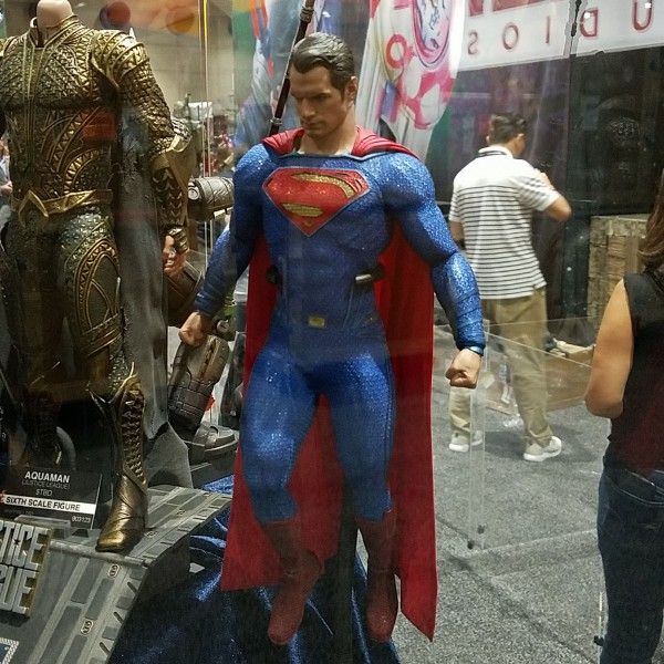 superman-justice-league-hot-toys-sideshow-6