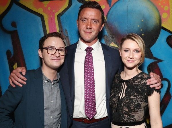 premiere-the-tick-peter-serafinowicz-griffin-newman-valorie-curry
