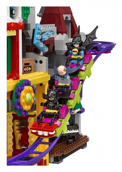 lego-batman-movie-joker-manor-roller-coaster