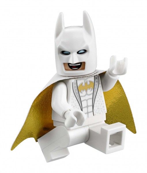 lego-batman-movie-joker-manor-white-tux-1