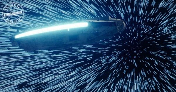 star-wars-the-last-jedi-millenium-falcon-image