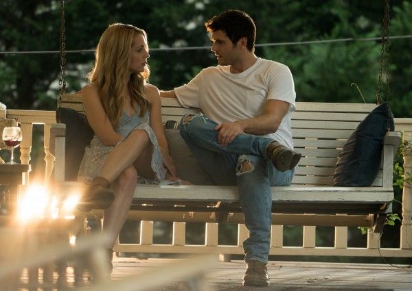 forever-my-girl-jessica-rothe-alex-roe-01