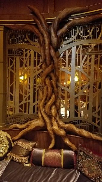the-magicians-muntjac-tree