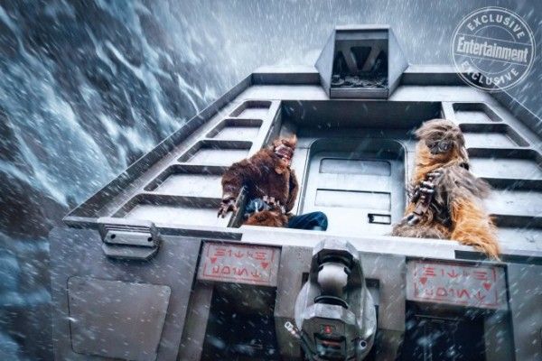 han-solo-movie-images-han-chewie